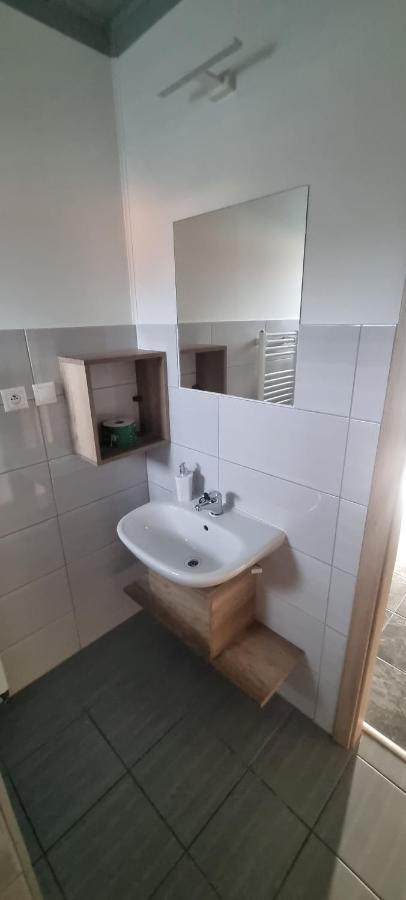 Veľký Meder Alexej Apartmany מראה חיצוני תמונה